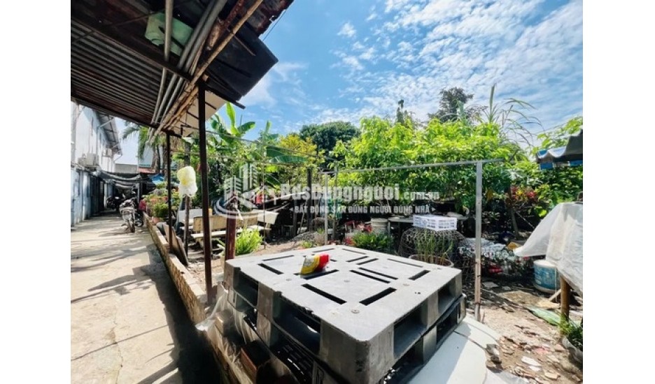 BÁN CĂN HỘ DỊCH VỤ CÒN MỚI - GỒM 1 KIOT TẠP HOÁ - 15 PHÒNG THUÊ 21 TỶ